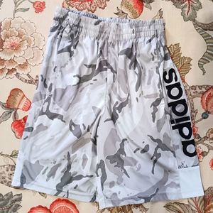 M (10/12) Boys Adidas white & gray camo shorts
